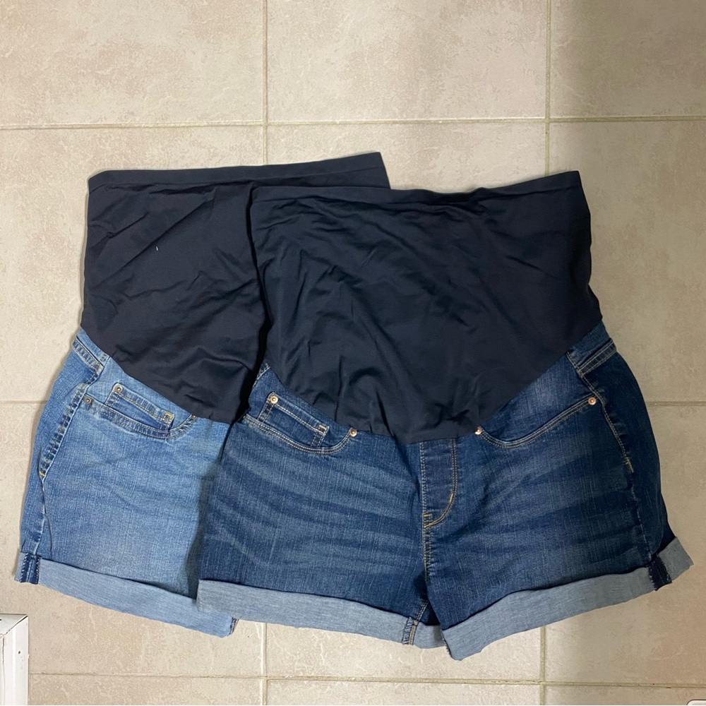 Levi Medium Maternity Shorts